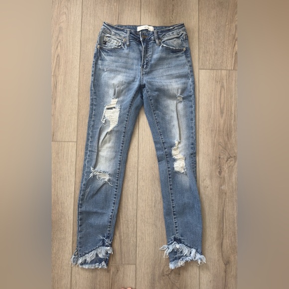 KANCAN Distressed Blue Jeans 👖 - Picture 2 of 9